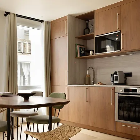Amazing 2br 6p - Eiffel Tower Lägenhet
